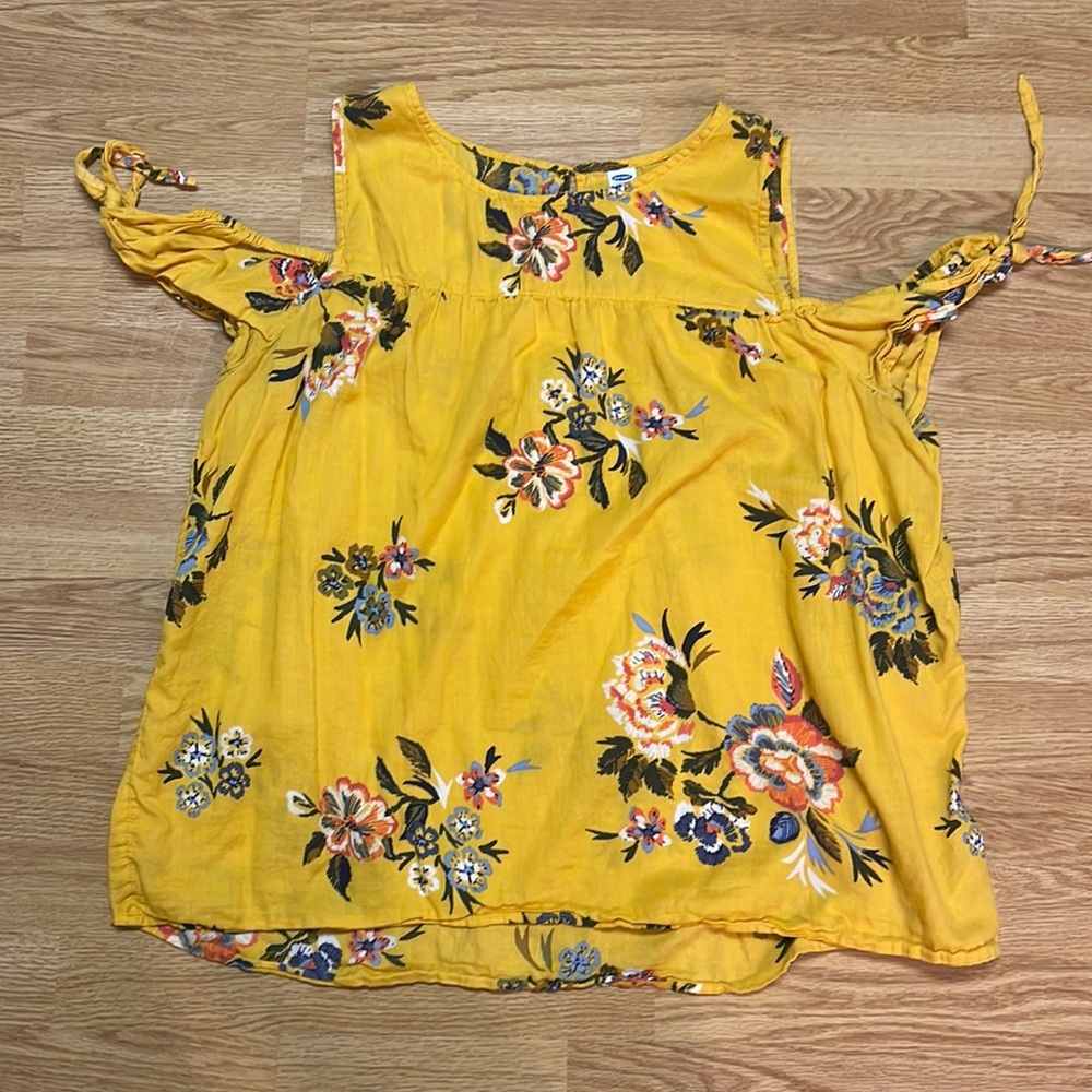 Old Navy Mustard Blouse with Floral Details